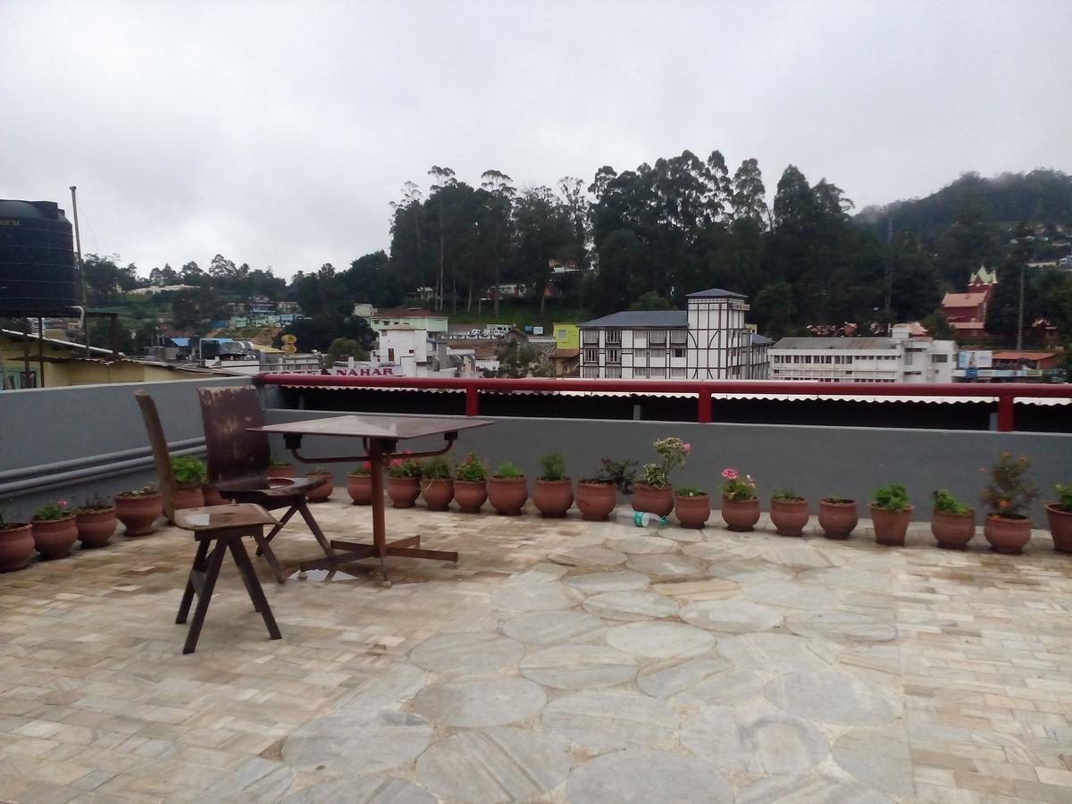 Hotel Preethi Palace Ooty Exterior foto